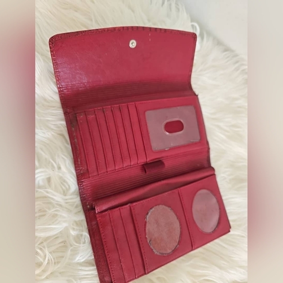Fossil Croco Flap Red Leather Wallet 🌴 - Picture 6 of 8